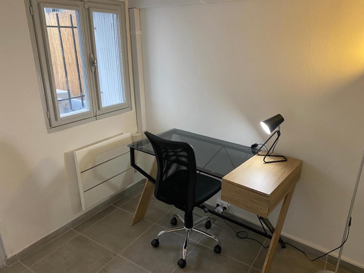 Superbe Appartement Climatise Avec Patio Montpellier Exterior photo